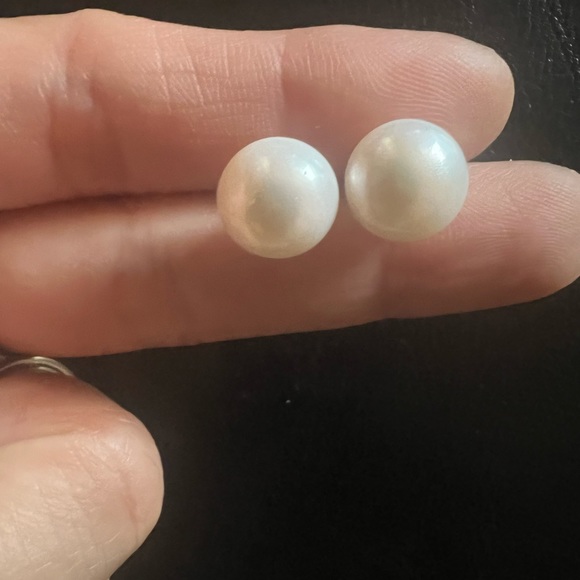 Genuine South sea pearls pendant and culture pearls silver plated 11-12mm studs - Picture 3 of 4